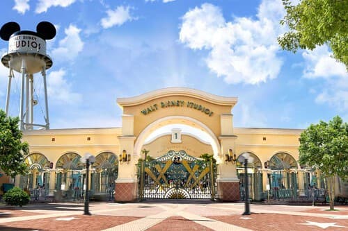 La llegada de 'Frozen' a Disneyland París quiere conseguir algo más importante que ilusionar a los niños: hacernos olvidar un parque denostado durante 20 años