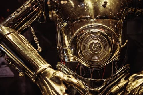 5.000 dólares por un cromo de 1977 en el que C-3PO exhibe una erección y del que Lucasfilm aún no ha dado explicación oficial