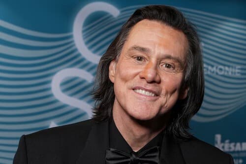 No, el Jim Carrey irreconocible que visitó los Premios César no es un clon, y el propio evento lo confirma. "Su visita llevaba planeada desde el verano" 
