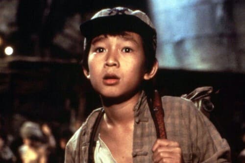 El inesperado cheque de 100.000 dólares que recibió Ke Huy Quan por 'Indiana Jones y el Templo Maldito': "Era algo inaudito" 