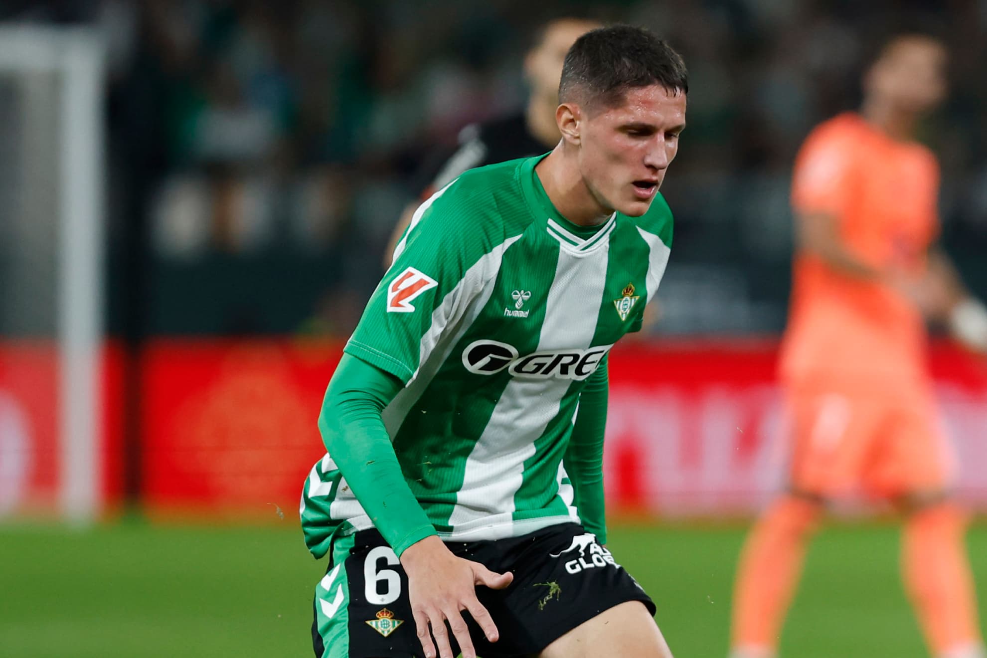 El Sporting de Portugal eleva su apuesta en la puja por Altimira