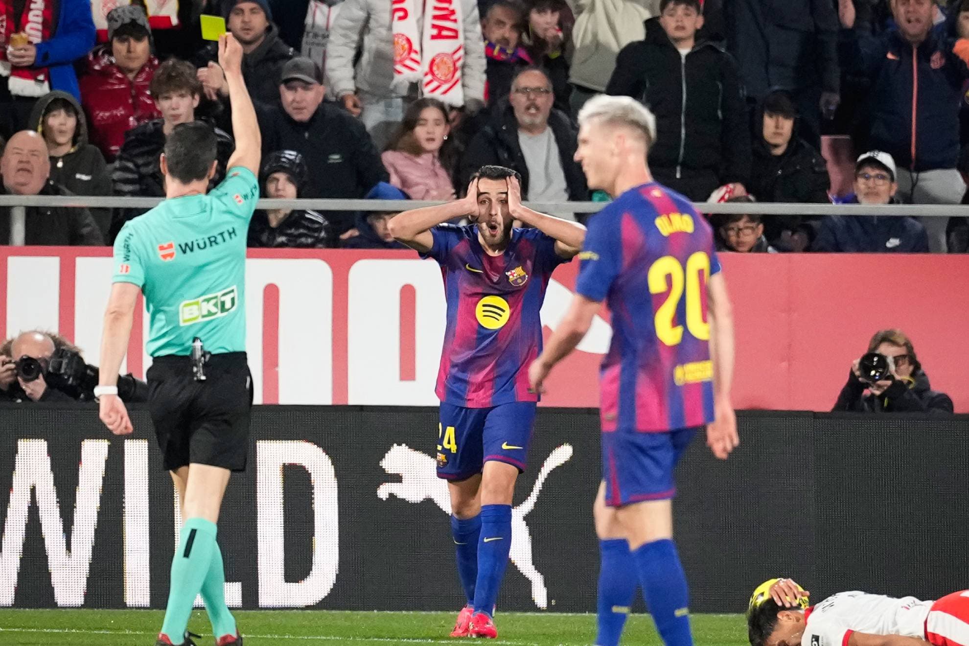 El Barcelona esquiva los ciclos de tarjetas amarillas