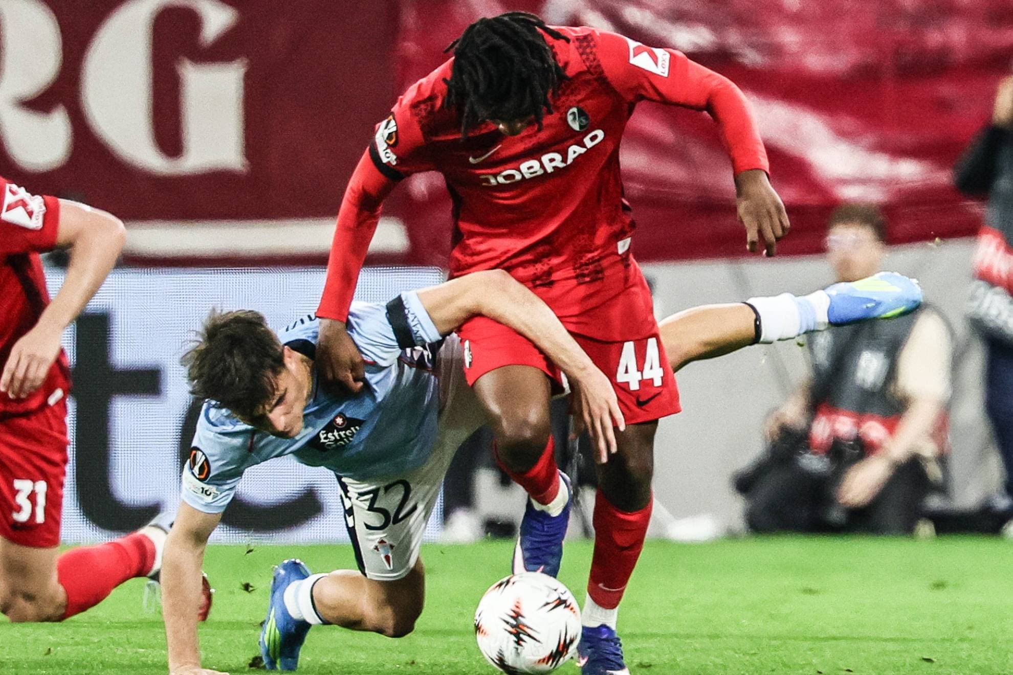Javi Rodríguez: “Se nos ha hecho largo el partido”