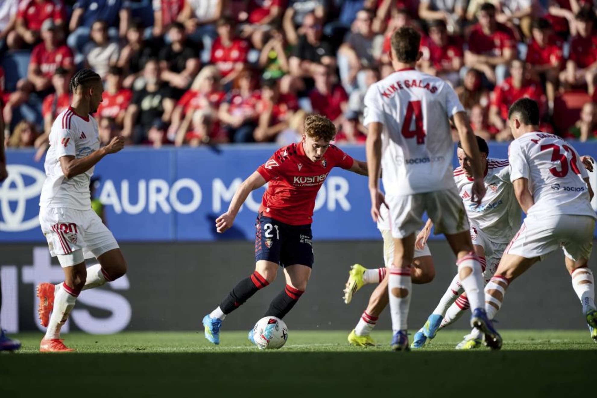 Los daños colaterales de la lesión de Víctor Muñoz para Osasuna