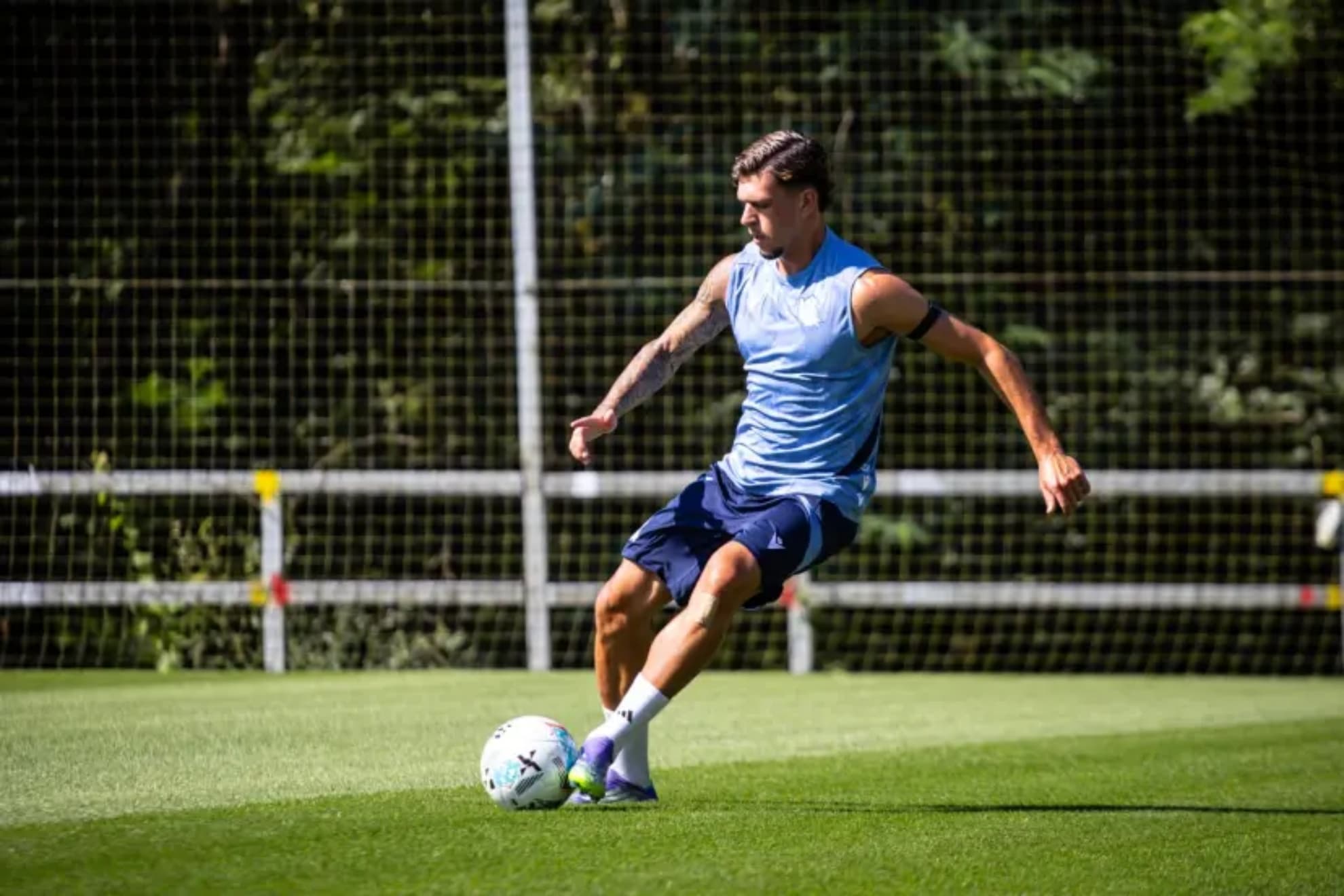 Javi López: “Matarazzo quiere verme en la pretemporada y voy con ganas de demostrar que puedo estar ahí”