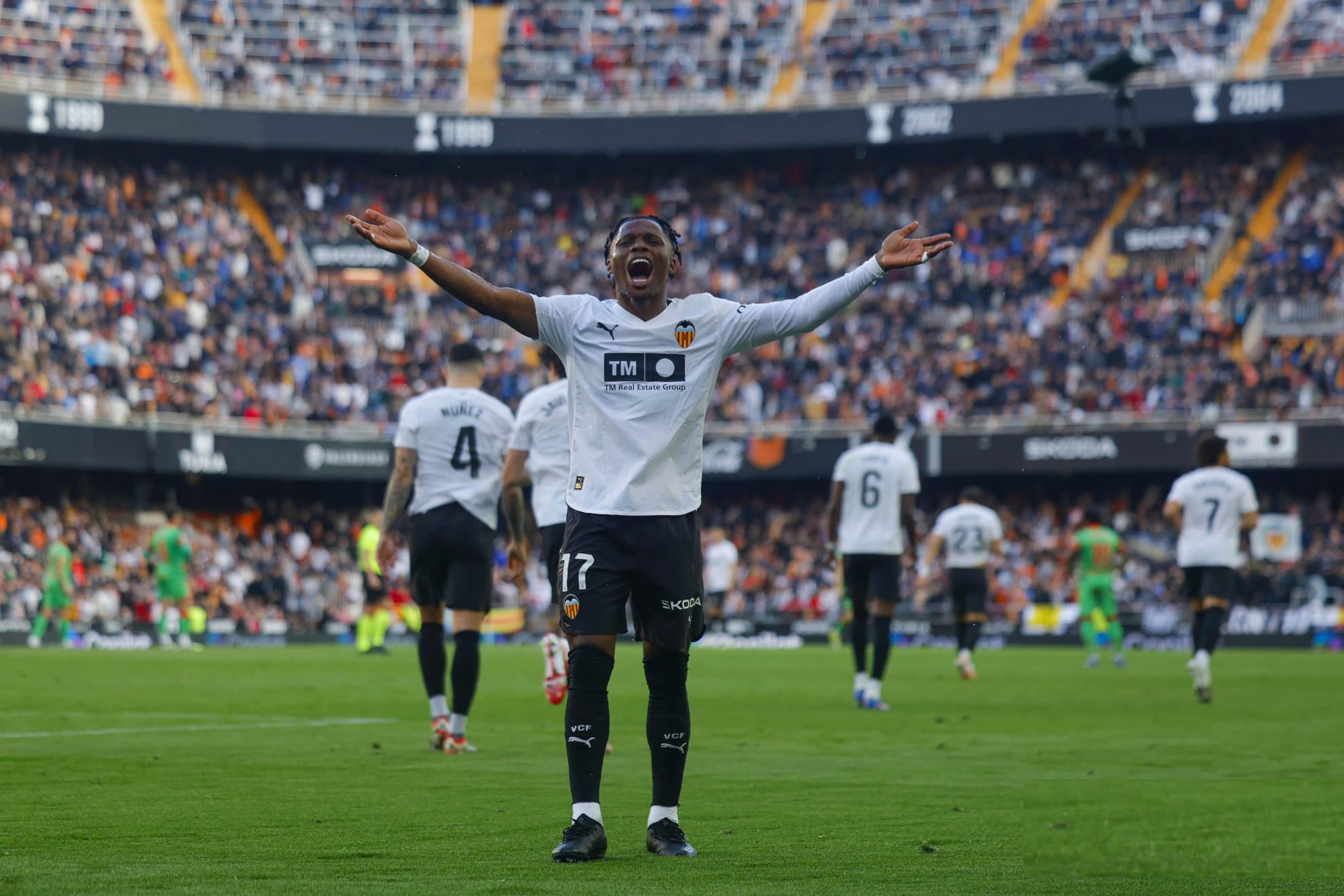 El Leeds deja en tierra a Ramazani que hace fuerza por volver al Valencia