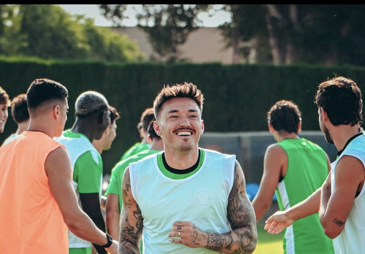 Josan será el pregonero de las Fiestas de Elche en el año de su décima temporada como franjiverde