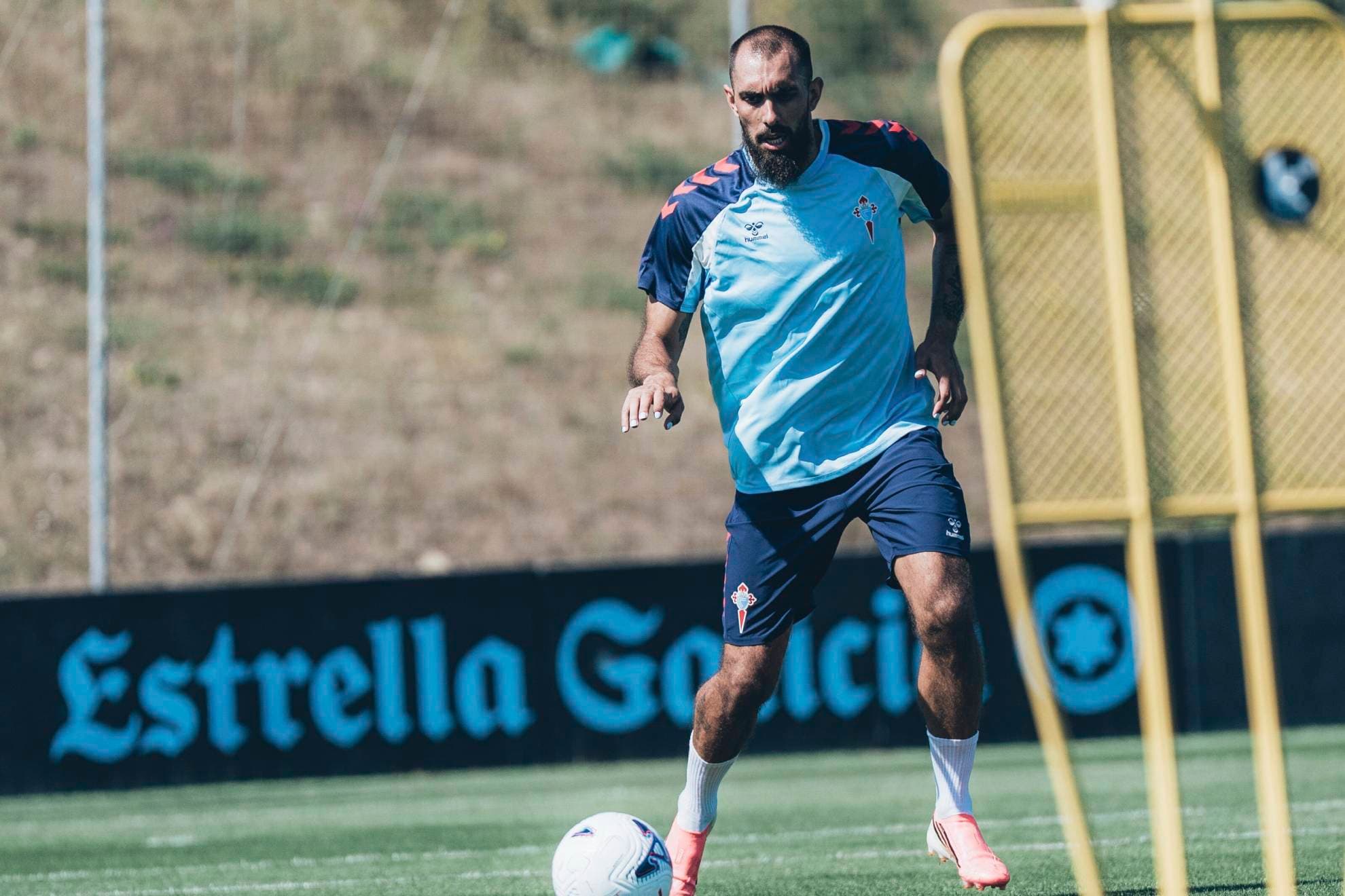 Borja Iglesias: “Aún estoy asimilando un poco todo”
