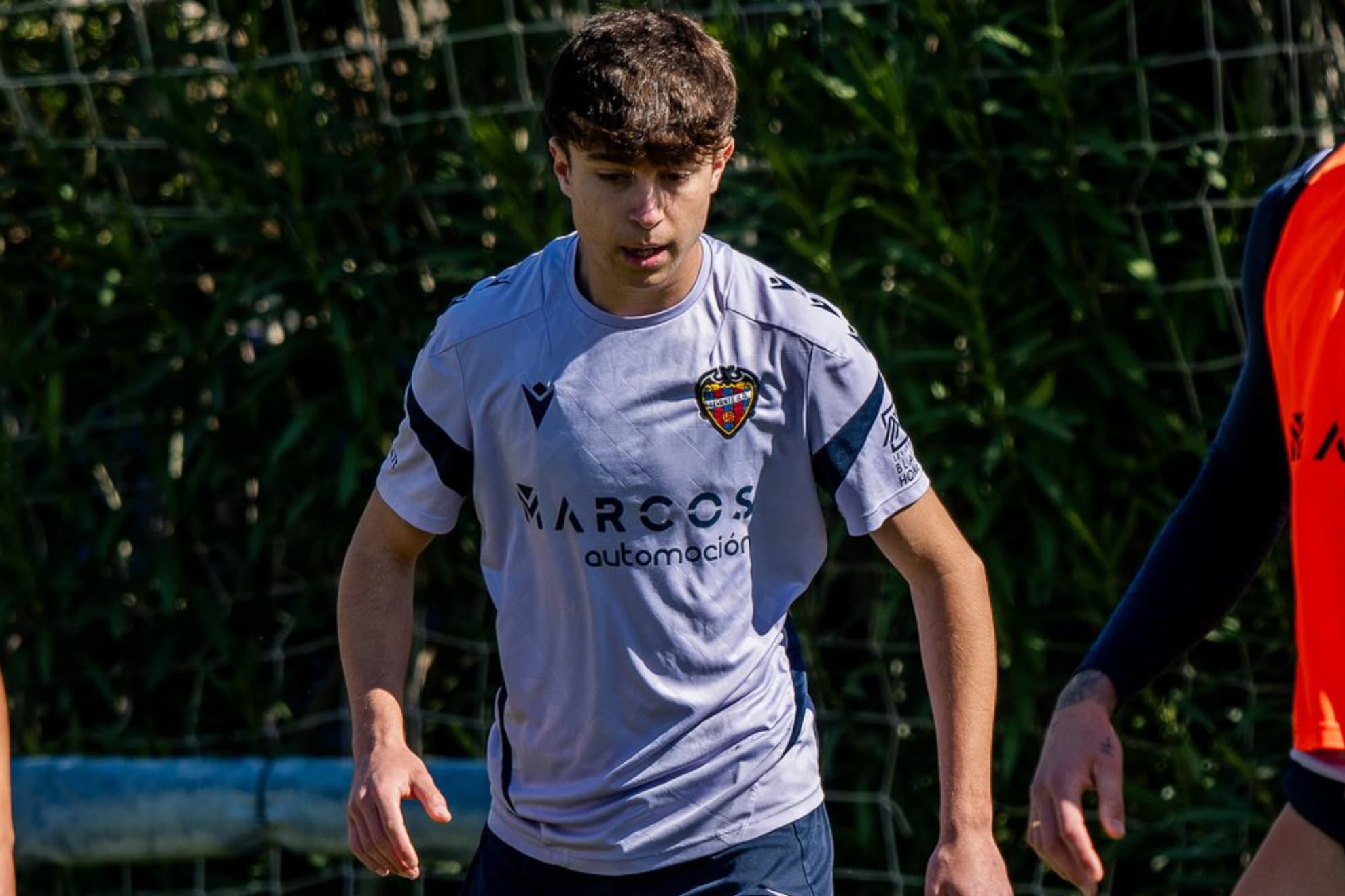 Marc Santos hace historia con el Levante