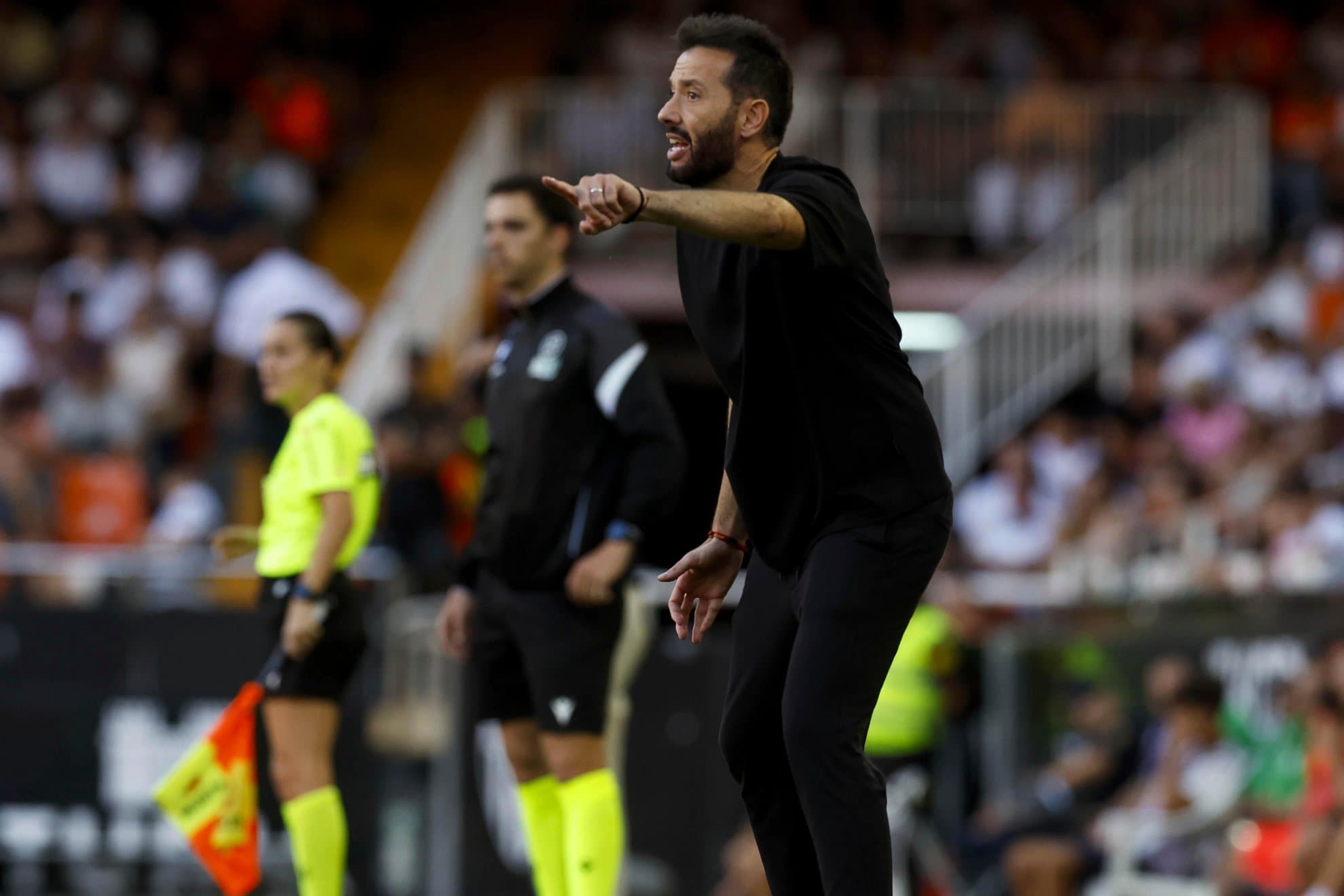 Corberán: “Es injusto pedirle paciencia a la afición de Mestalla”
